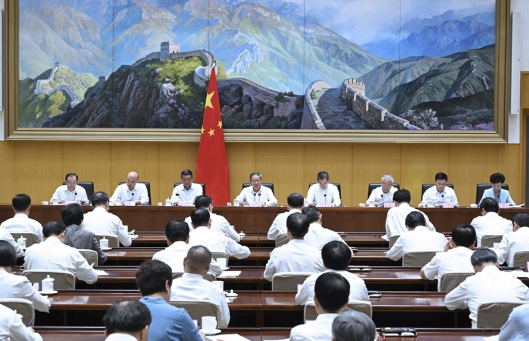 李强主持召开国务院第九次全体会议强调:巩固拓展经济回升向好势头 努力完成全年经济社会发展目标任务 李强主持召开国务院第九次全体会议强调:巩固拓展经济回升向好势头 努力完成全年经济社会发展目标任务